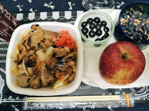 吉野家の焼肉丼・並盛705円（税込）